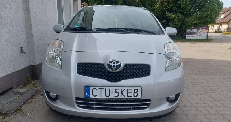 Toyota Yaris cena 12999 przebieg: 140000, rok produkcji 2008 z Tuchola małe 232